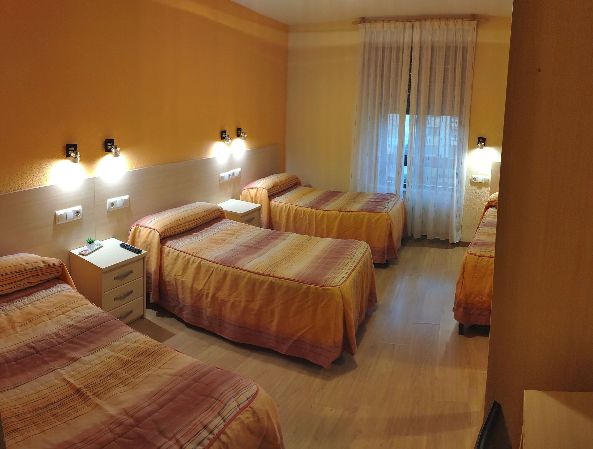 Hostal Hispanico I Salamanca Luaran gambar